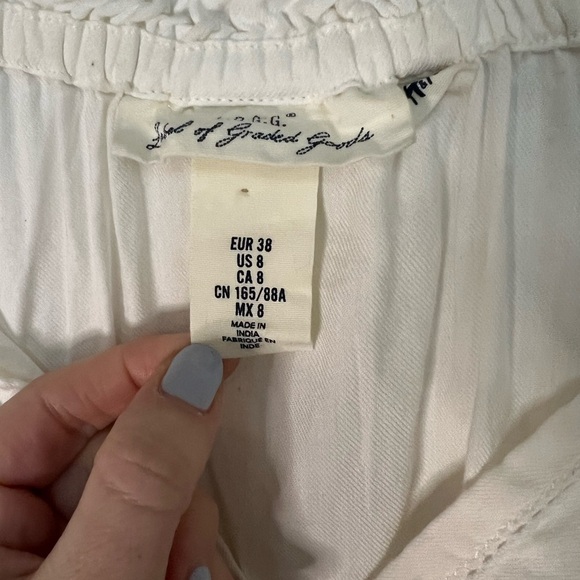 H & M White Bohemian Peasant Blouse - Picture 4 of 5